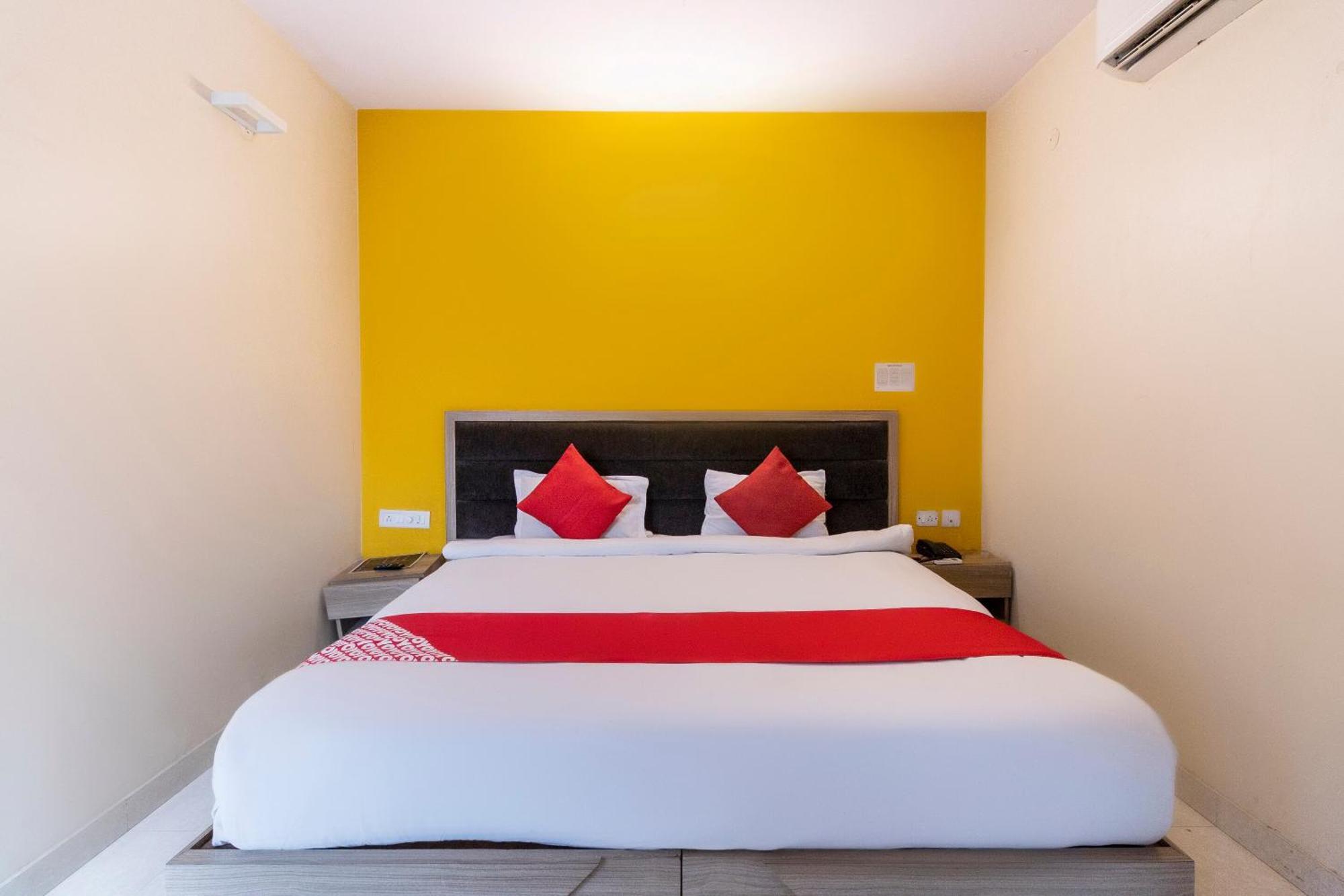 Hotel O Golden Inn Near Cubbon Park Μπανγκαλόρ Εξωτερικό φωτογραφία